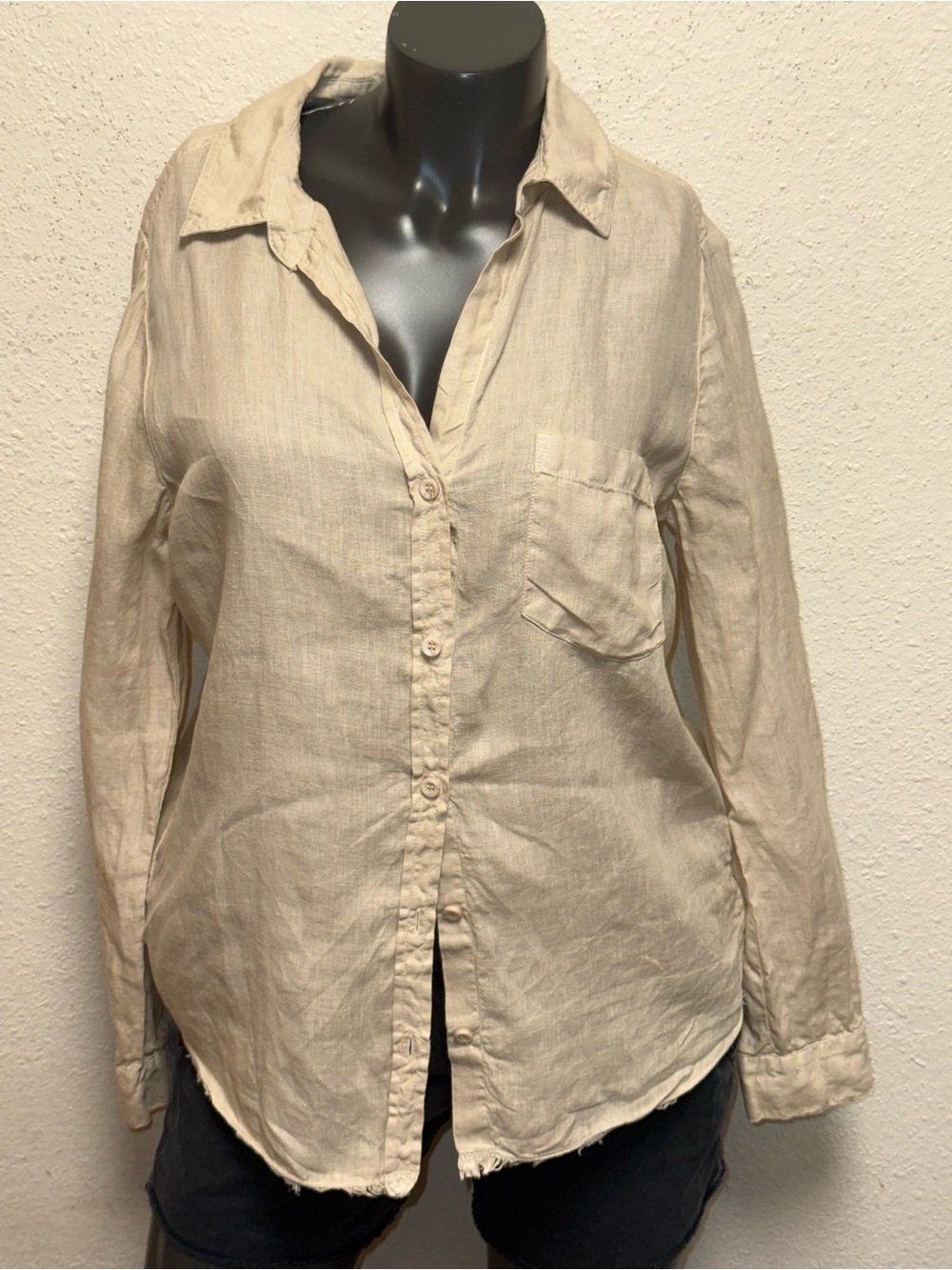 cloth & stone Beige Button-Down 100% Linen Shirt